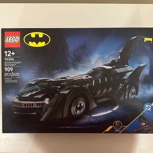 LEGO Batman Batmobile Set - Black and Gray